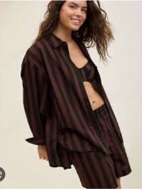 2 PIECE SET Aerie Oversized Shirt and Shorts Set - Black & Brown